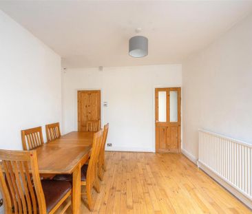 4 bedroom terraced house to rent - Photo 3