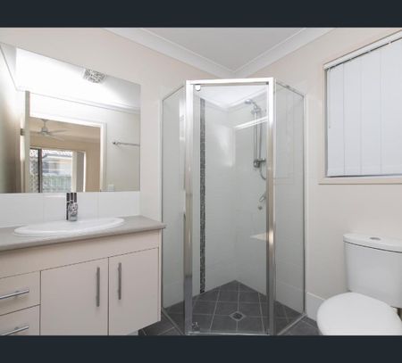2/4 Crisp Street, Ormeau, Qld 4208 - Photo 3