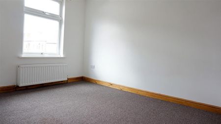 3 bedroom townhouse to rent - Photo 2