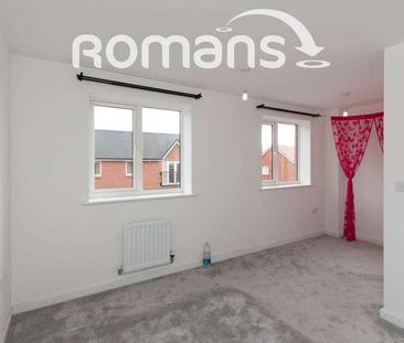 Saddle Row, Blackwater, Camberley, GU17 - Photo 3