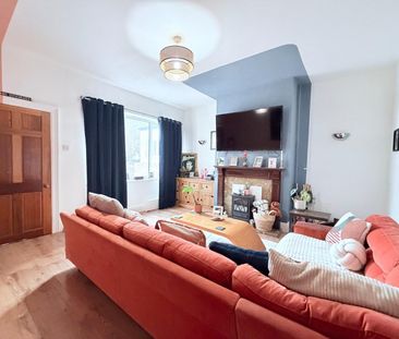 3 bedroom House To Let - Photo 4