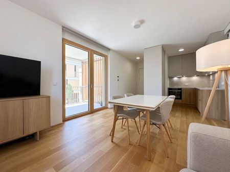 STILVOLL MÖBLIERTE 2-ZIMMER-NEUBAUWOHNUNG MIT SONNIGER TERRASSE - Foto 4