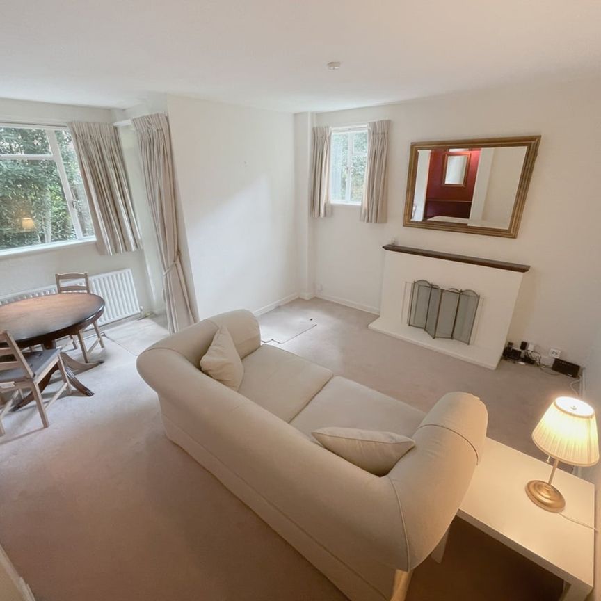 2 Bed Flat, Nightingale Lane, SW12 - Photo 1