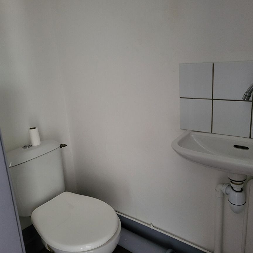 Location Appartement 4 pièces 89m² BESANCON 25000 - Photo 1