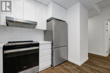 601 - 399 WINSTON AVENUE - Photo 3