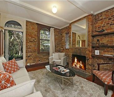 19 Bowes, Edgecliff NSW 2027 - Terrace For Rent | Domain - Photo 1