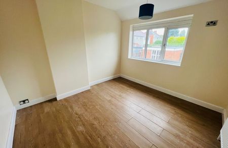 Kingswinford Road, Dudley, DY1 2EX - Photo 2