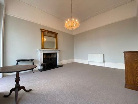 Royal York Crescent, BRISTOL - Photo 2