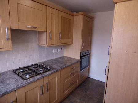 3 bedroom townhouse to rent - Photo 3