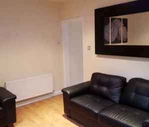 5 Bed Student Home - 31 Lancaster Road - Photo 2