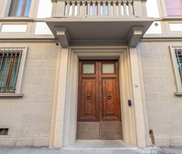 Apartments Florence - Cavour Courtyard - Photo 6