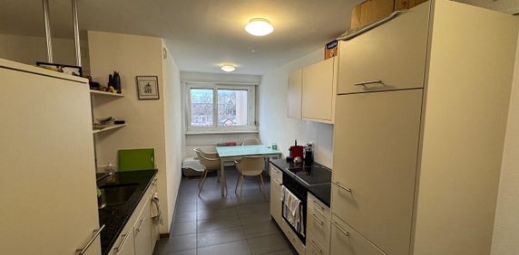 Bel appartement de 2 pièces au 6ème étage à Fribourg - Foto 2