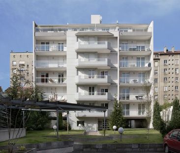 Appartement - 2 pièces - Jaude/Banque de France - Photo 6