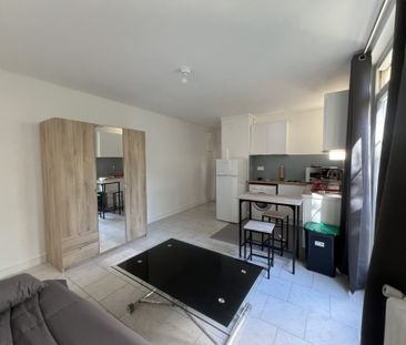 STUDIO MEUBLE - 22.43M² - VITRY SUR SEINE - Photo 4