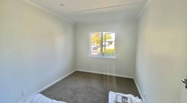 Sunny Family Home in Popular Location - Photo 1