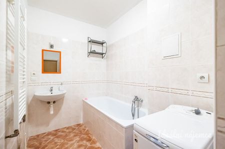 Pronájem bytu 1+kk 47 m² - Photo 2