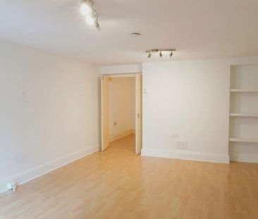 Converted apartment with one bedroom and BONUS ROOM set amongst won... - Photo 1