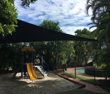 Double storey townhouse in neat and tidy gated complex - Photo 5