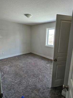 For Lease - 35 Balmoral Lane, Zorra, Ontario - Photo 1