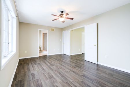 For Lease - 195 Knapton Drive, Newmarket, Ontario - Photo 5