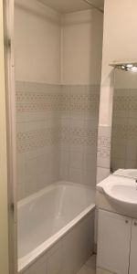 Location Appartement 1 pièce 34m² CHAMBERY 73000 - Photo 3