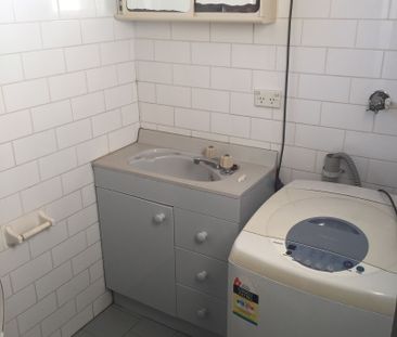 2 Bedroom Granny Flat - Includes WATER USAGE - Photo 6