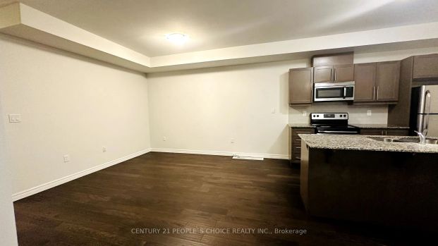 Condo Townhouse For Lease | X8458882 - Photo 1