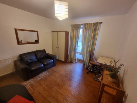 Room in a Shared House, St Vincent Crescent, G3 - Photo 1