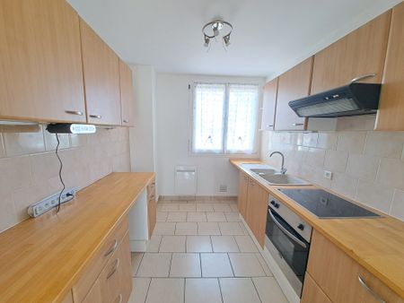 Location Appartement 3 pièces 53m² TROYES 10000 - Photo 2