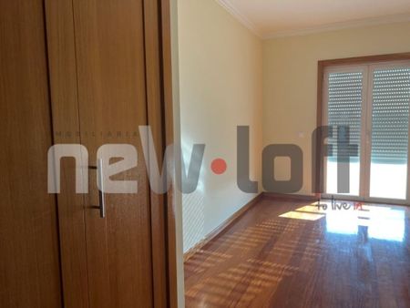 3 room luxury Apartment for rent in Monte Estoril, Cascais e Estoril, Cascais, Lisbon - Photo 2