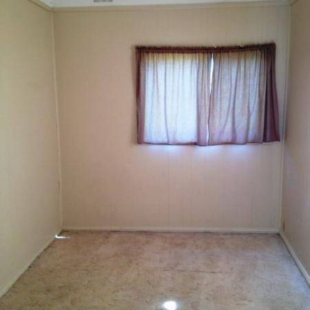 COSY HOME IN QUIET STREET!!! - Photo 1