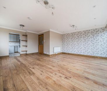 3 bedroom maisonette to rent - Photo 1