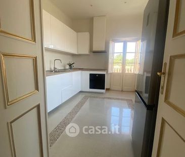 Appartamento in Affitto in Via degli Asili 27 a Lucca - Foto 2