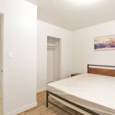 AVAILABLE February 1st- Pet Friendly Furnished 1 Bedroom @ 1540 Haro - Photo 3