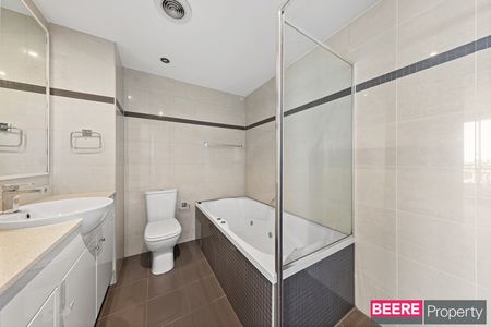 1136/2-4 Lachlan Street, Waterloo NSW 2017 - Apartment For Rent | Domain - Photo 5