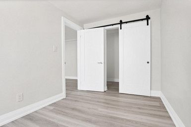 For Lease - 701 Eglinton Avenue Unit# 206, Toronto, Ontario - Photo 3