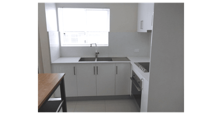 Updated & spacious two bedroom unit in a security block - Photo 5