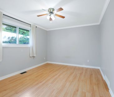 For Lease - 925 Moorvale Street Unit# Upper Unit, Overbrook - Castl... - Photo 3