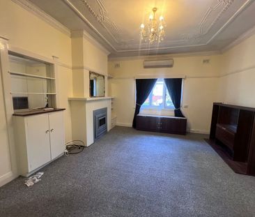 Three Bedroom Home Close to CBD - Photo 1