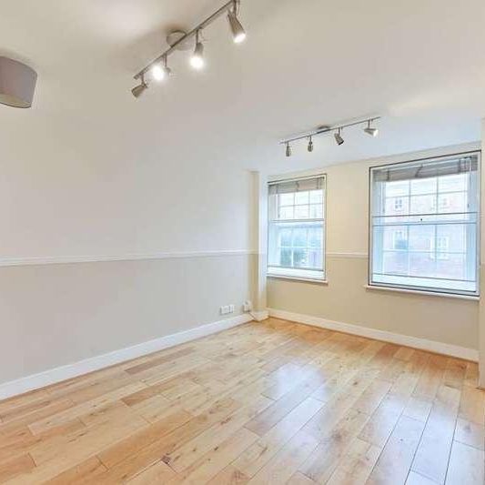 High Street, Hampton Wick, KT1 - Photo 1