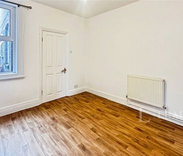 3 bedroom house to rent Tennyson Road, Luton, LU1 - Photo 4