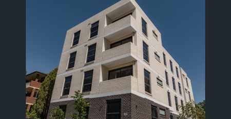 Stylish living + Walking distance from train. All Inclusive bills Fully Furnished - Photo 4