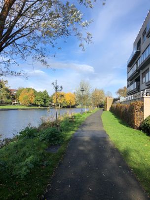LUXE APPARTEMENT + zeer riant zongericht terras, dubbele garage & (wijn)kelder - Photo 1
