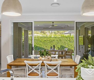 Spacious 5-Bedroom Family Home in Prestigious Kinross Estate – Prem... - Photo 3