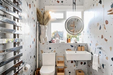 3 bedroom apartment to rent - Photo 5