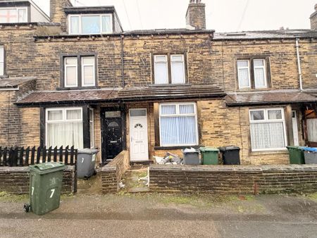 3 bedroom terraced house to rent - Photo 2