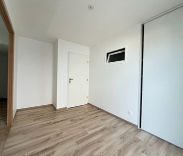 Location Appartement 3 pièces 75m² - Photo 4