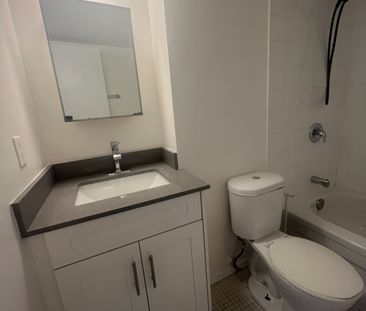 For Lease - 123 Bloor Street Unit# 407, Oshawa, Ontario - Photo 3