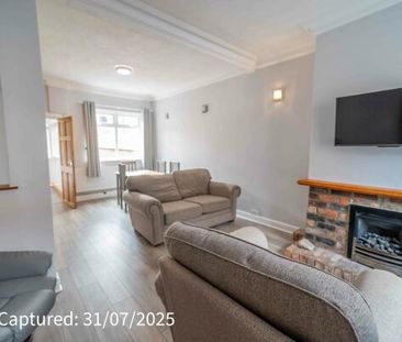 9, Gordon Street - Photo 3