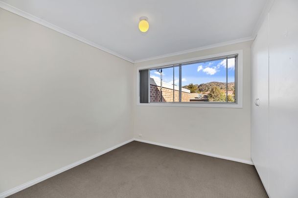 3/122 Tharwa Road, Queanbeyan - Photo 1